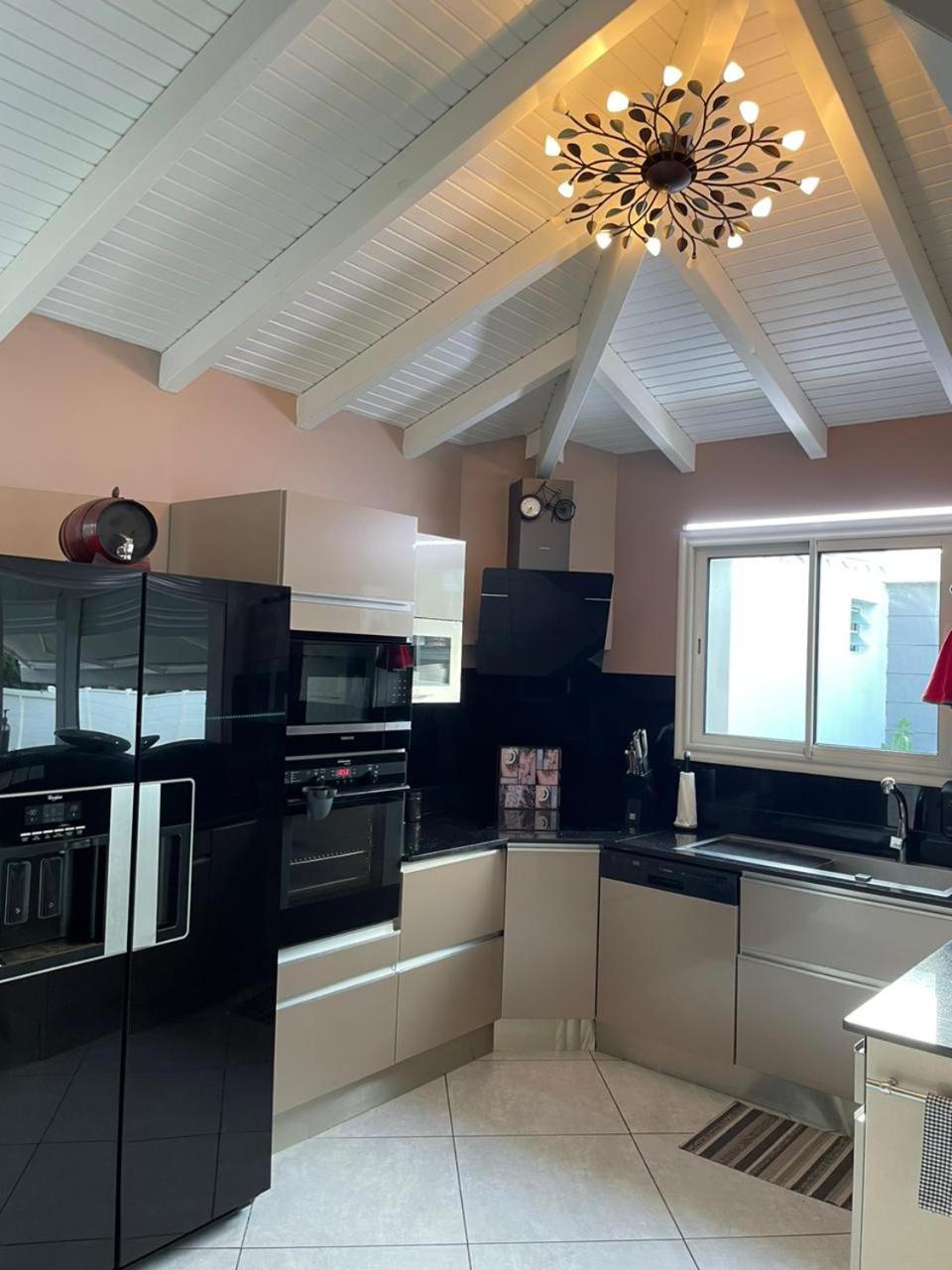 Villa Almeida A 500M De La Plage Courcelles Экстерьер фото
